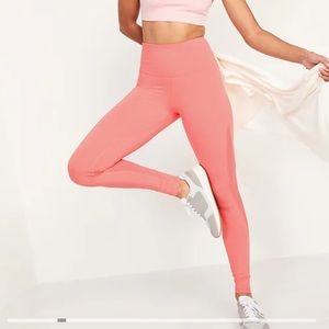 NWT Women’s Old Navy Leggings | L